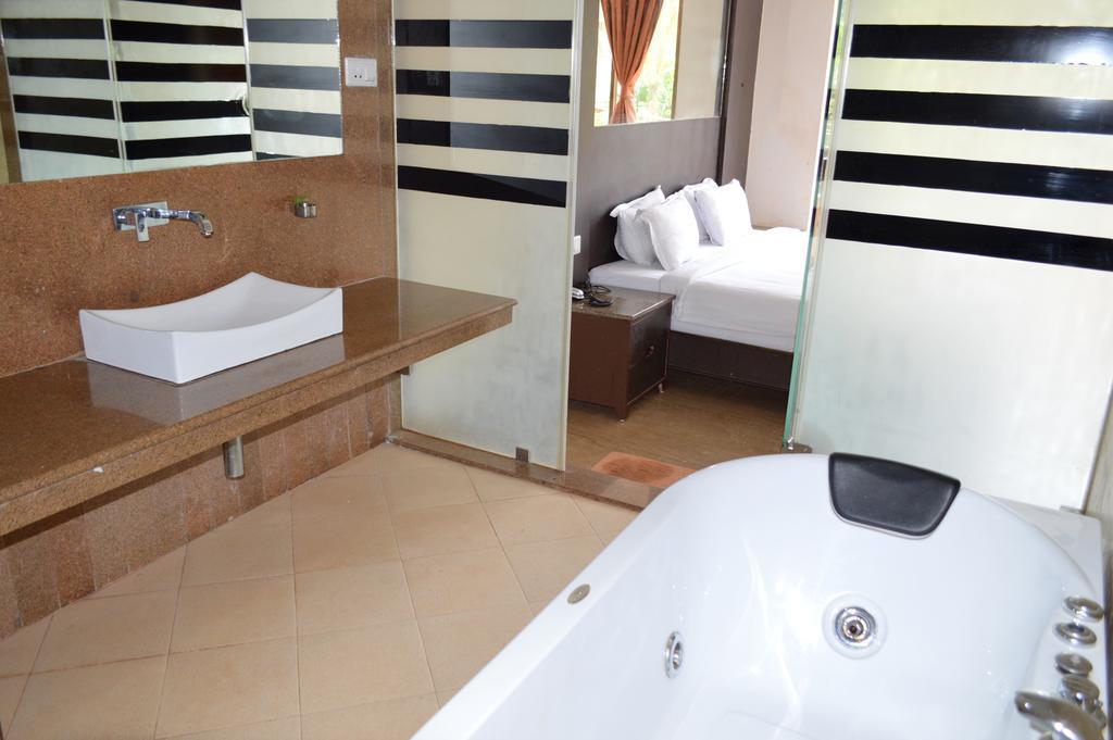 Casa De Baga Hotel กาลังกูติ ภายนอก รูปภาพ