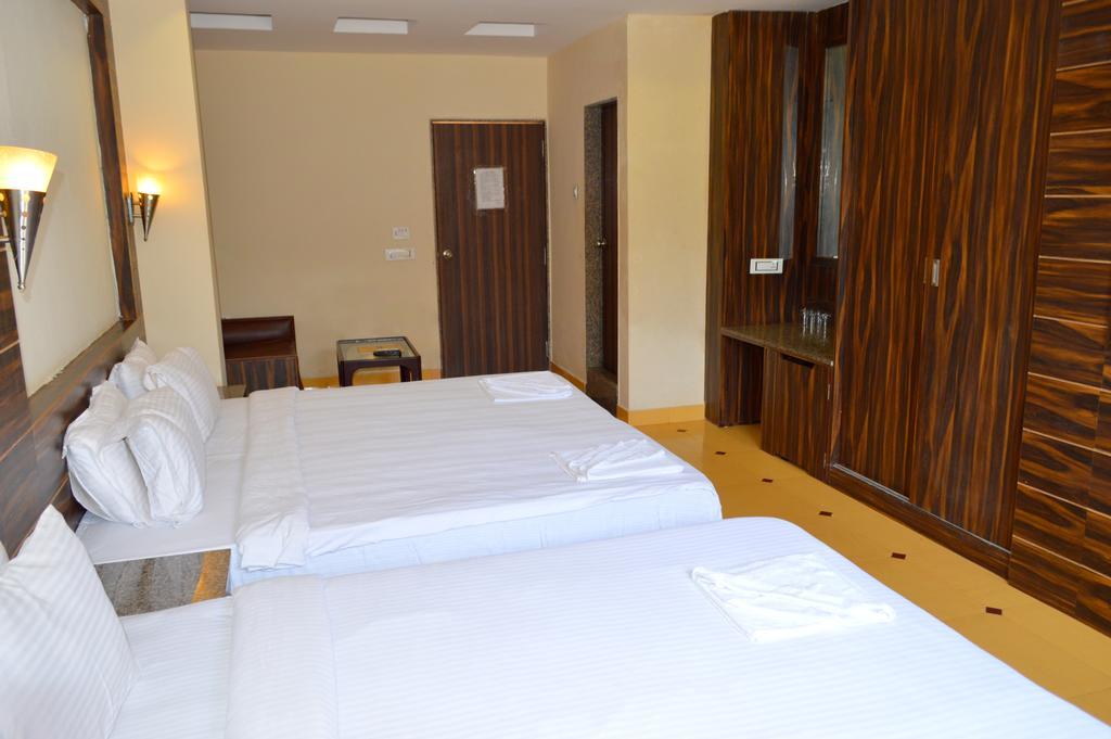 Casa De Baga Hotel กาลังกูติ ภายนอก รูปภาพ