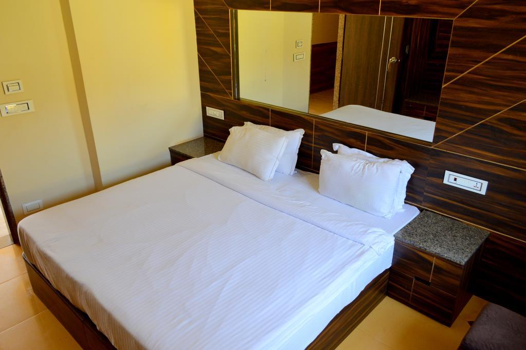 Casa De Baga Hotel กาลังกูติ ภายนอก รูปภาพ