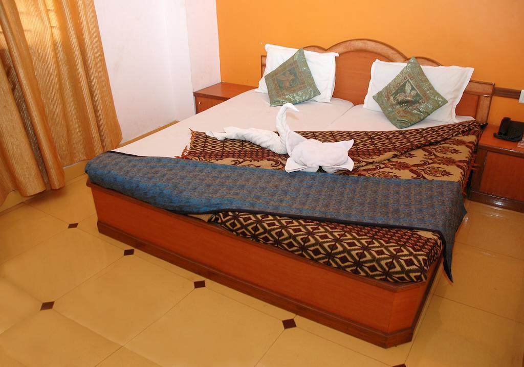 Casa De Baga Hotel กาลังกูติ ภายนอก รูปภาพ